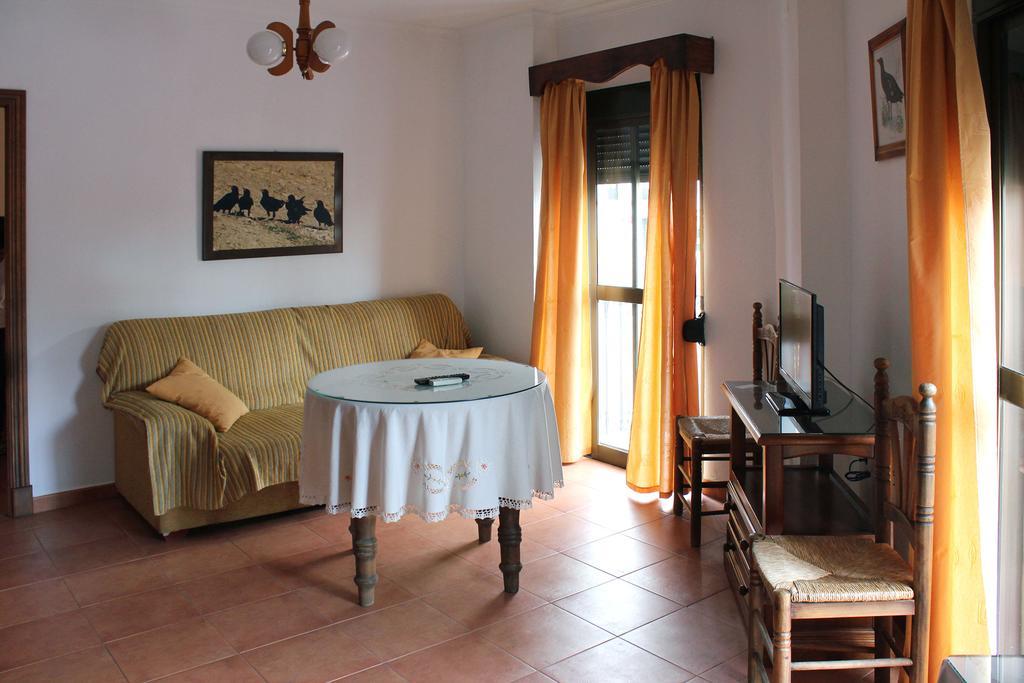 Apartamentos Casa Gil El Bosque Bilik gambar