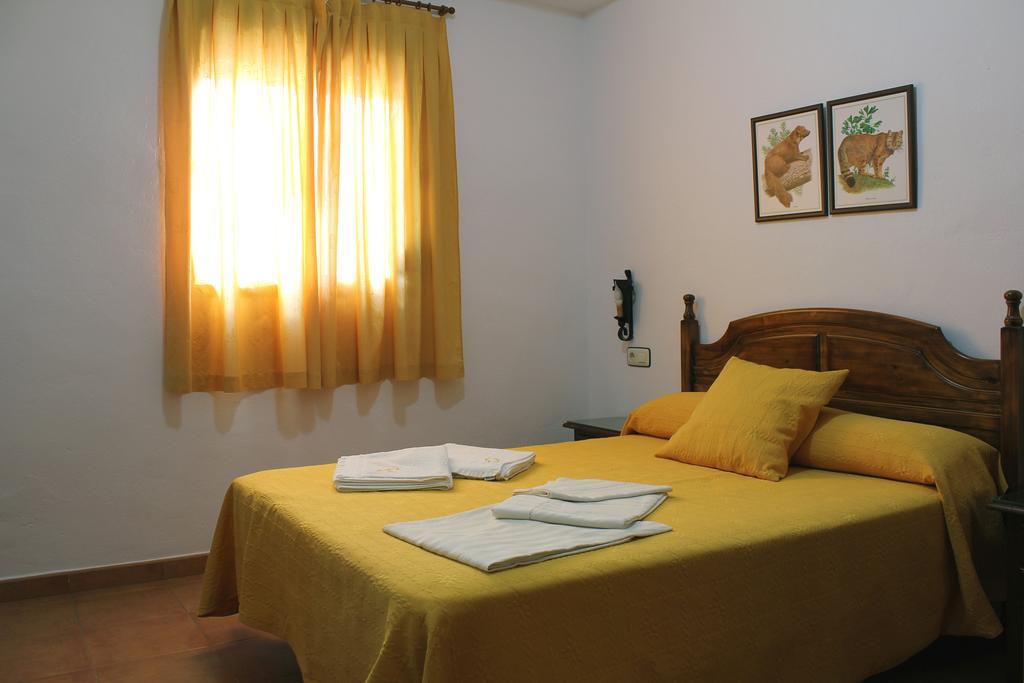 Apartamentos Casa Gil El Bosque Bilik gambar