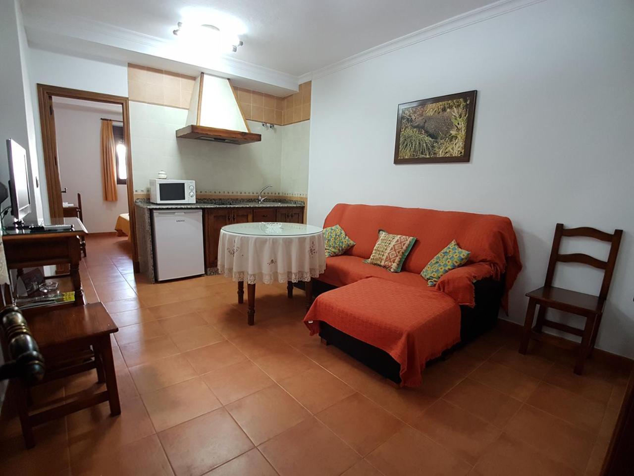 Apartamentos Casa Gil El Bosque Luaran gambar